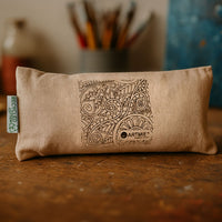ARTMIE Bedruckte Federtasche – Detailansicht 3 | ARTMIE