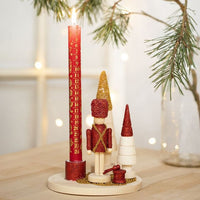 Holzfigur zum Dekorieren - Nussknacker 18 cm – Detailansicht 4 | ARTMIE