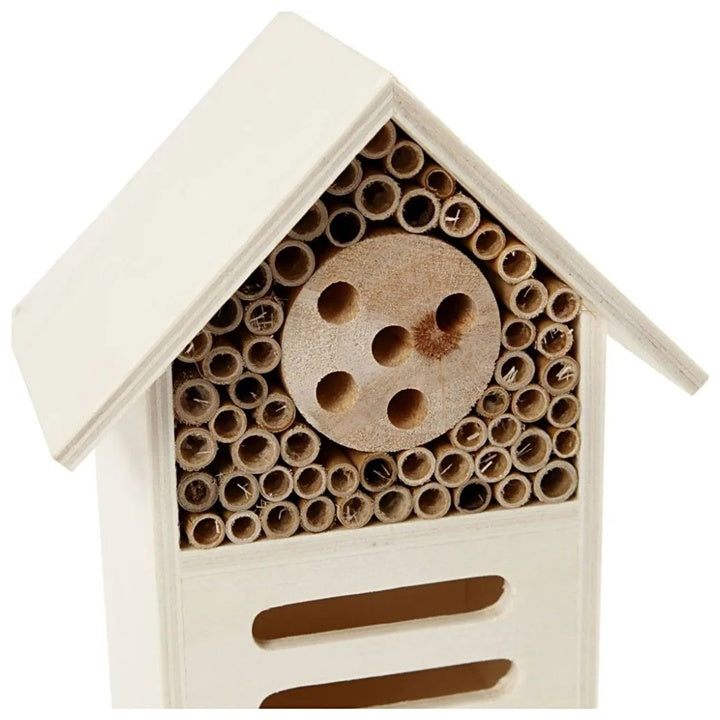 Insekten- und Schmetterlingshotel aus Holz - 18 cm – Detailansicht 2 | ARTMIE