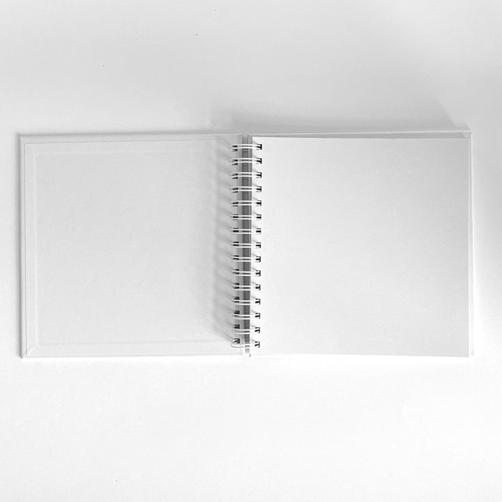 Weißes Scrapbooking Album 20.5x20.5 cm – Detailansicht 2 | ARTMIE
