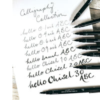 Set UNI PIN fineliner Kalligraphie-Marker 8 Stück – Detailansicht 3 | ARTMIE